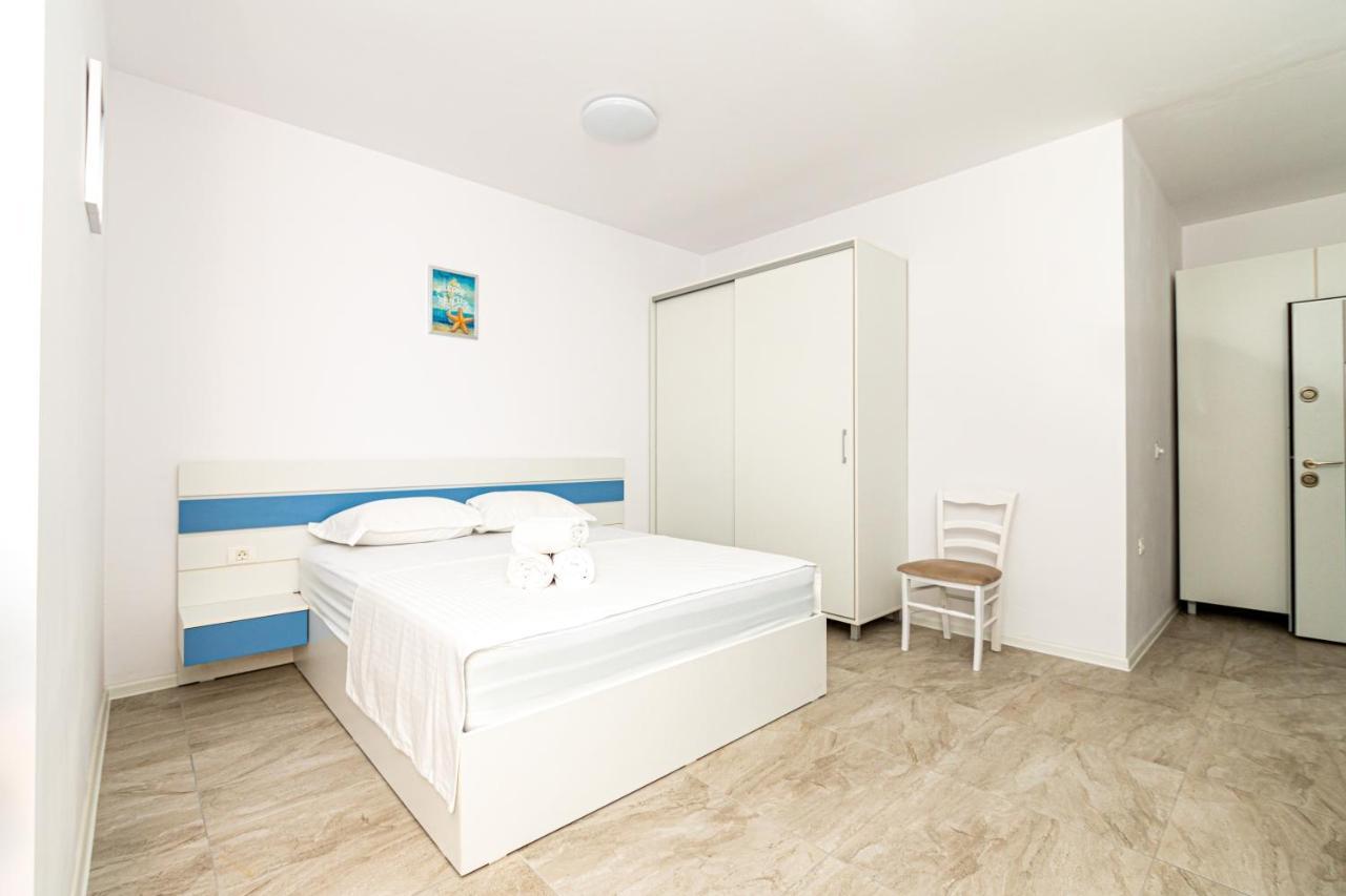 Danilo Apartments Mamaia Nord Năvodari Eksteriør billede